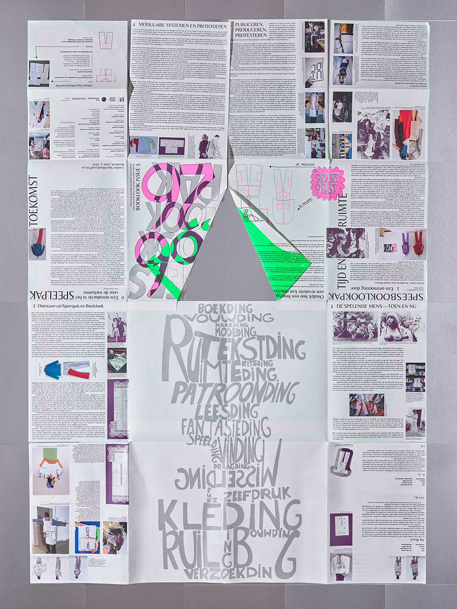 Booklook issue 3: the cover, publication part 1 unfolded with text by Anouk Beckers and Iris de Leeuw. Photo: Scheltens & Abbenes.